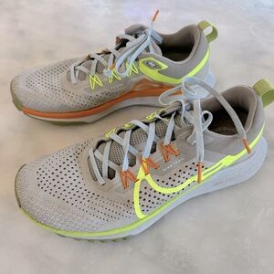 Nike Men’s React Pegasus Trail sneaker. 8.5